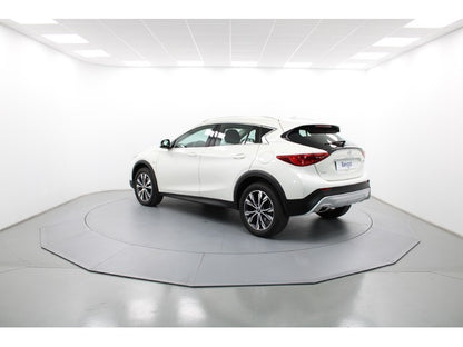 Infiniti QX30