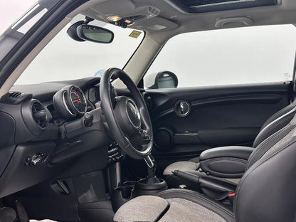 MINI 3 Puertas